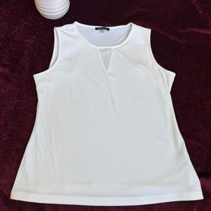 Tommy Hilfiger Women's White Dressy Tank SIZE M